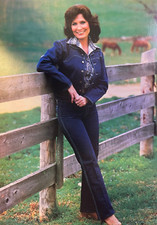 1981 Country Singer Loretta Lynn picture