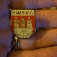 Vintage HAMBURG LAPEL PIN TRAVEL SOUVENIR ENAMELED picture
