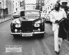 MARVIN GAYE LEGENDARY SINGER SONGWRITER - 8X10 PUBLICITY PHOTO (AB-410) picture