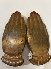 Vintage Volupte Hand Novalty 1940’s Make Up compact  picture