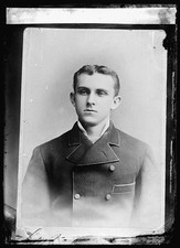 Photo:C.W. Field picture