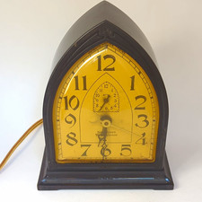 Gothic Vintage 1930s New Haven Westinghouse Bakelite Cathedral Electric Clock picture