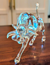 Vintage MCM Hand Blown Art Glass Charging Bull Sculpture Figure Statue Clear picture