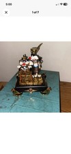 Super Rare Looney Tunes Figurine #10/500   Mint Condition picture