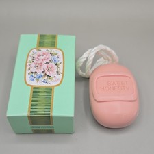 Avon Sweet Honesty Soap-on-a-Rope 4 oz Pink Floral Box Oval Bar Vintage  picture
