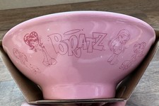 Bratz pink ramen Bowl with Chopsticks featuring cloe, Yasmin, Jade and Sasha  picture