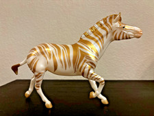 Breyer 2019 Holiday Web Special “Christmas Candy,” Metallic Gold Striped Zebra picture