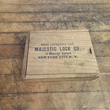 VINTAGE MAJESTIC LOCK CO. LOCKSMITH TOOL CONTENTS AND WOOD BOX ADVERTISING RARE picture