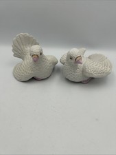 VTG Pair Of  Porcelain White Doves Figurines Taiwan -Painted Beaks & Feet Detail picture