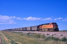 BNSF 5998 @ ALLIANCE, NE_AUG 31, 2010   ORIGINAL TRAIN SLIDE picture