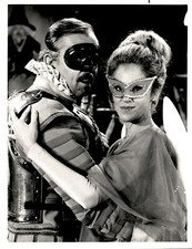 BR31 1984 Orig Photo HALLOWEEN MASQUERADE John Ratzenberger Bernadette Birkett picture