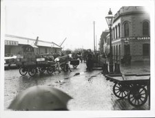 Resuming work at the docks after the Belfast strike and riots OLD PHOTO picture