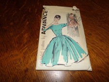 Vintage Advance women's dress pattern #9441 size 12 complete picture