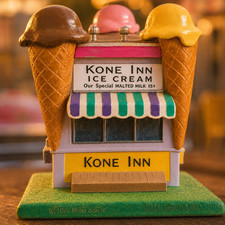 Lefton Kone Inn Ice Cream Stand Figurine #01613 Vintage Americana Collectible picture