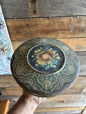 Vintage 1970s Holland Mosaic Tin floral center Holland Trinket Jewelry Sewing  picture