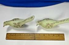 VTG2 Fenton Hand Painted Art Glass Bird Figurines Long Tail Pair Signed   DS43 picture