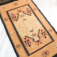 Vtg Kilim Rug Turkish Moroccan 62in Rug Handwoven Artisan Handmade Minimalist picture