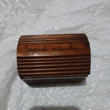 Vintage Yellowstone National Park Souvenir Cedar Mini Box Excellent  condition  picture