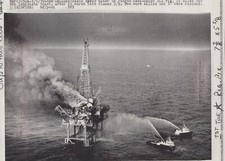 1969 Penrod Oil Rig Explosion Gulf Mexico Rare Vintage Original Press Photo picture