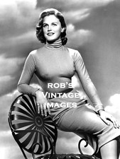 BULLET BRA MAMA  photo Sexy Beauty Lee Remick Retro Movie Star 8.5 x11 picture