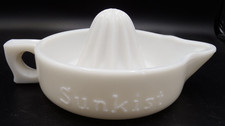 VTG 8”  SUNKIST White Milk Glass Hand  Juicer Reamer Citrus--small chip picture