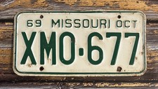 1969 Missouri License Plate XM0-677 picture