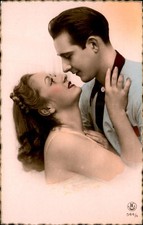 Romantic couple Romance Tinted J.G. c1940s-50s Real Photo Vintage Postcard picture