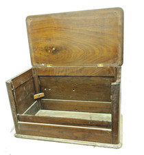 Antique 1920's tube radio Cabinet picture