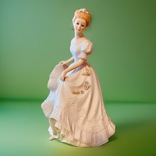 Lady Caroline Masterpiece collection Original Tags Porcelain Mint Condition picture