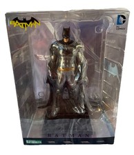Batman Kotobukiya ARTFX+ DC 1/10 Scale Statue picture