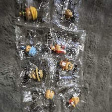 Vualà Limited Edition Chespirito Set of 8 Collectible Figures picture