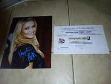 Hayden B Panettiere Authentic Autograph Close Up With COA + Stamp NM Beautiful picture