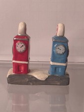 Dept 56 Snow Village Big Bill's Service Station #5128-4 Retired **PUMPS ONLY** picture