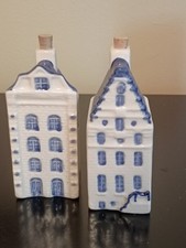 2 Delft Blue  Houses Holland Hand Painted Porcelain With Cork Stopper Vintage  picture