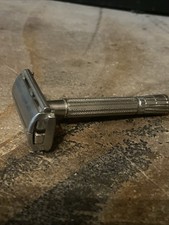 Vintage 1958 Gillette TV Flare Tip Super Speed DE Safety Razor D1 picture