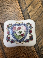 Vintage 80s Heritage House Songs of Love- Feelings Fine Porcelain Music Box picture