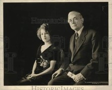 1920 Press Photo Maurice Maeterlinck, Belgian author with his wife - kfx27225 picture