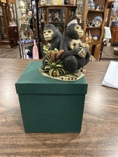 Harmony Kingdom Queen Of The Jungle Gorillas and baby Box NIB picture