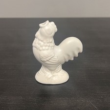 VTG White Ceramic Rooster Pie Bird Pie Vent Funnel Farmhouse Kitchenalia 3.5” picture