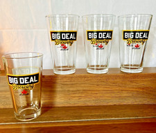 Barstool Big Deal Brewing Pint Glasses - RARE picture