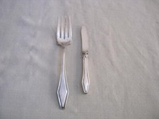 Vintage Holmes Edwards International Newport Cold Meat Fork 8 1/4