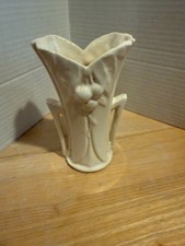 Vtg McCoy Art Deco Pottery Leaves and Berries Vase Cream Simple Elegant 5.75
