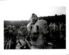 LD439 Original Photo JOHN MATUSZAK 1976 OAKLAND RAIDERS SISTRUNK BANKSTON RICE picture