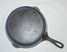 Vintage Erie Pre-Griswold #7 701 Cast Iron Skillet Heat Ring Double Pour picture