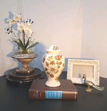 VTG Arnels Ceramic Ginger Jar w/lid Vase HandPainted Floral Design Artist Signed picture