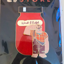 Disney DSF Store Limited Edition Wreck-It Ralph Pin 2011 Disney Franchise picture