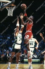 Michael Jordan In Flight Air Jordan 1988 Original 35mm Photo Slide Carl Sissac picture