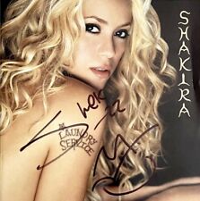 SHAKIRA AUTOGRAPH SIGNED LAUNDRY SERVICE CD BOOKLET picture