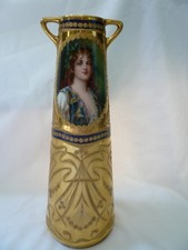 DRESDEN HP PORCELAIN GILT& BLUE DBL HANDLED & DBL PORTRAIT RICHARD KLEMM 10 1/2