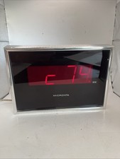Vintage MICRONTA RED LED WALL / DESK CLOCK 12/24hr Tandy Corp 63-805 - WORKING picture